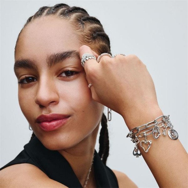 CHARM PANDORA ME MEDALLON MANO HAMSA