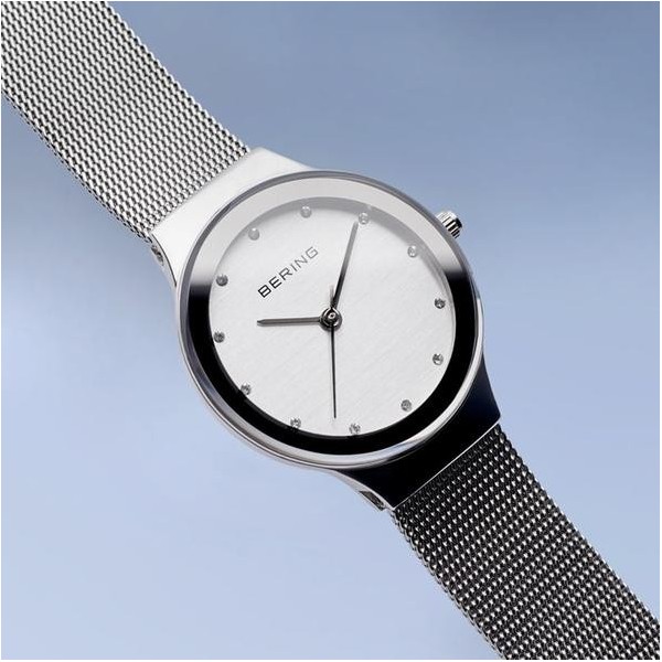 Classic mesh watch and Swarovski Elements silver bezel